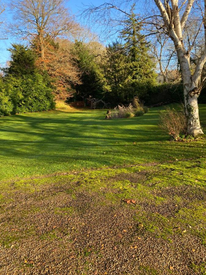 Retreats At Stansted Manor Villa Hallingbury Exterior photo